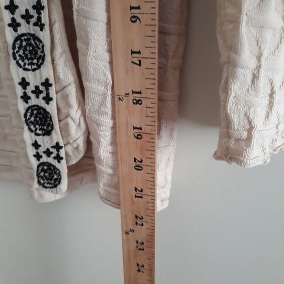 Sigrid Olsen Open Cardigan Womens Small Beige Knit Embroidered Neckline Tie - Picture 8 of 12
